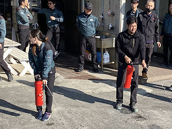 消火訓練を行いました